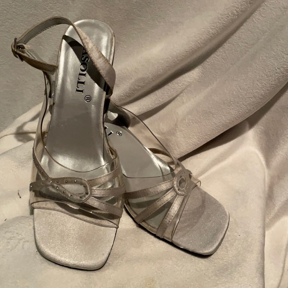 Rasolli Clear Plastic Embellished Sequin Heel 6.5